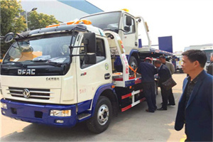 灵山汽车道路救援拖车价格